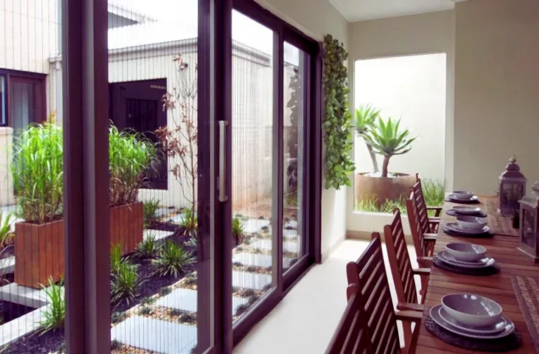 menteşeli sineklik temizliği nasıl yapılır