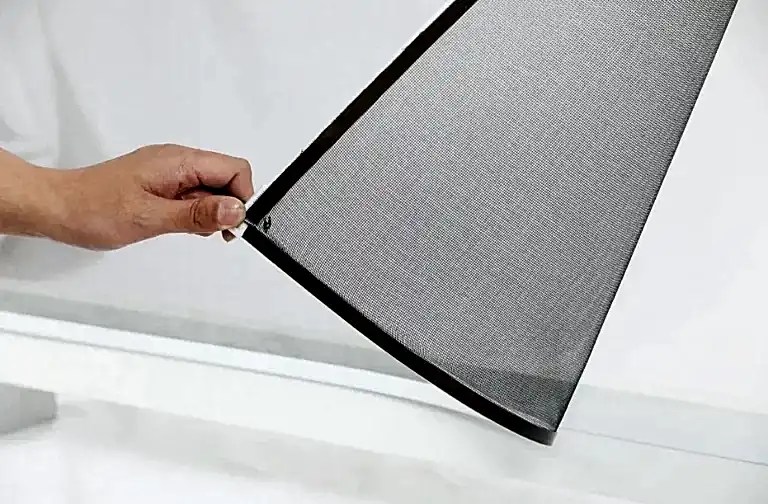 mıknatıslı sineklik temizliği nasıl yapılır